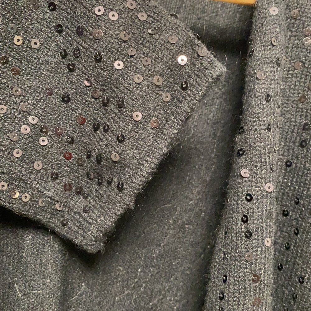 Saks Fifth Avenue 100% Cashmere Sparkly Black Sweater - Picture 15 of 16